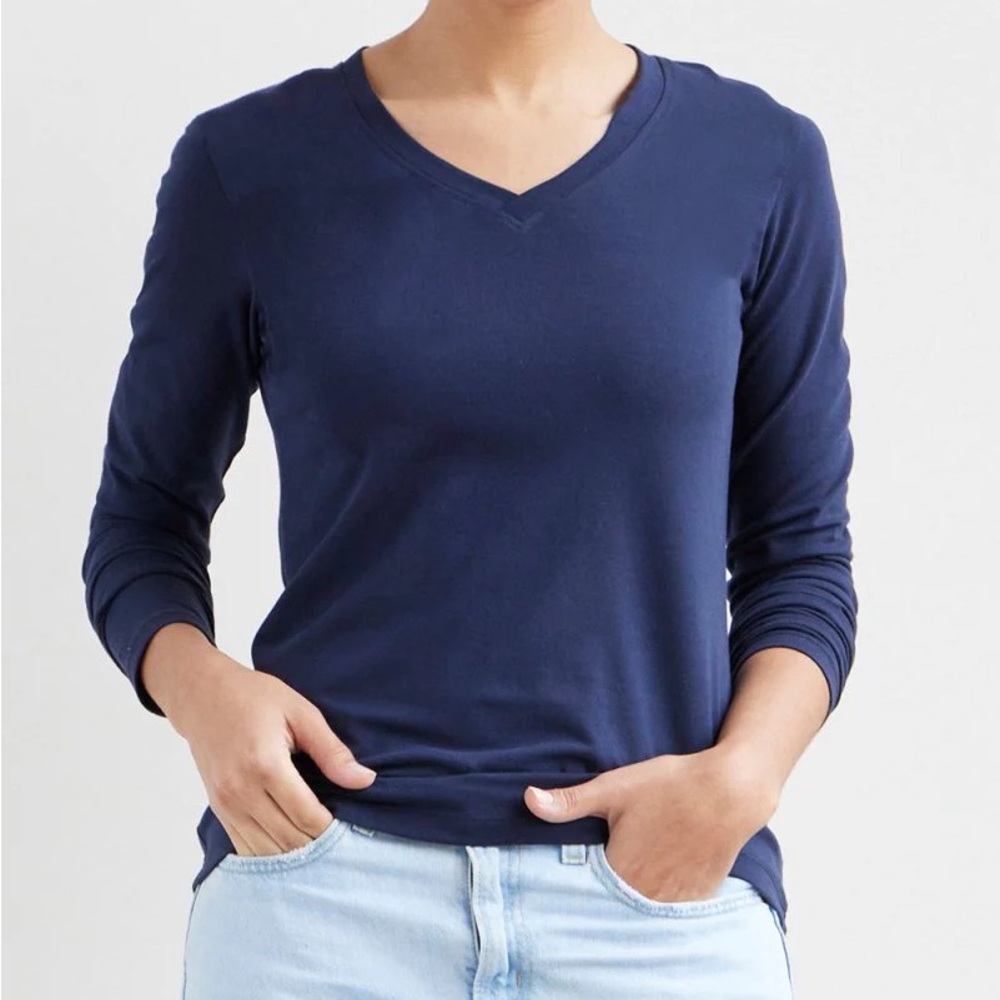Studio Works Navy V Neck Long Sleeve Tee Size Medium